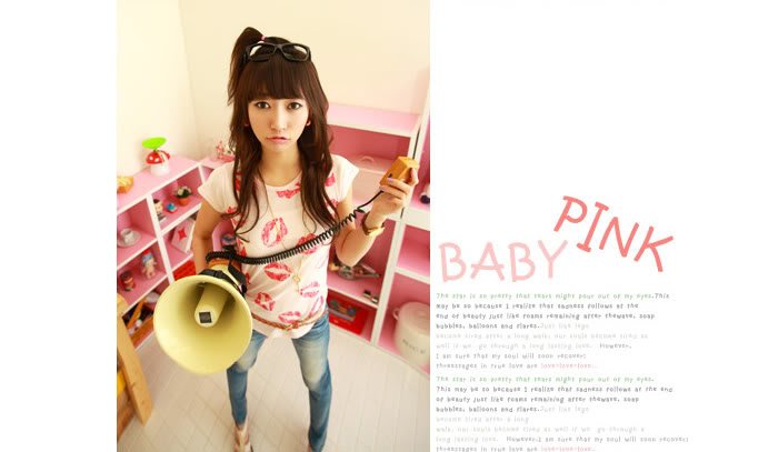 Kiss ME! Lips Korean T-shirt