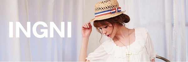 INGNI Petal Collar Blouse