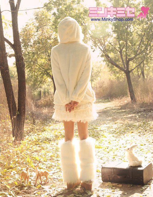 SJapanese Fur-Rimmed Fleece Hoodie & Lacey Shorts SET