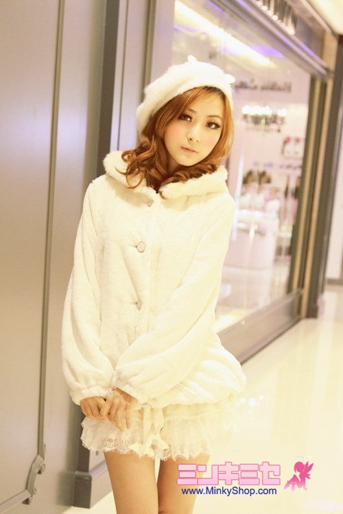Japanese Fur-Rimmed Fleece Hoodie & Lacey Shorts SET