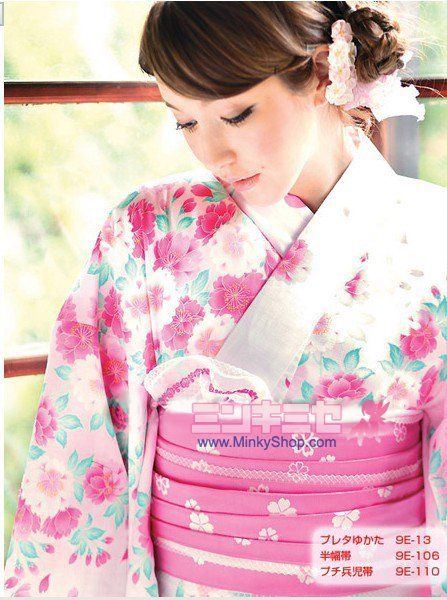 Lena Fujii Sakura Yukata Set