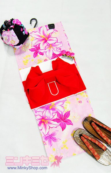 Lily Bouquet Yukata Set