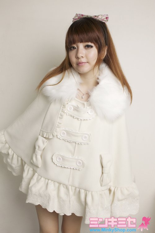 Liz Lisa Poncho Style Scallop Coat 
