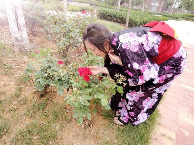 Shibuya Gyaru Black Thorn Yukata Set