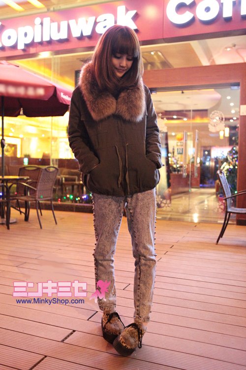 W♥C Studded Stonewash Jeans