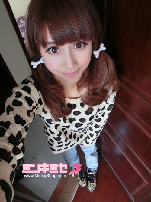 WC Wakatsuki Chinatsu Leopard Sweater